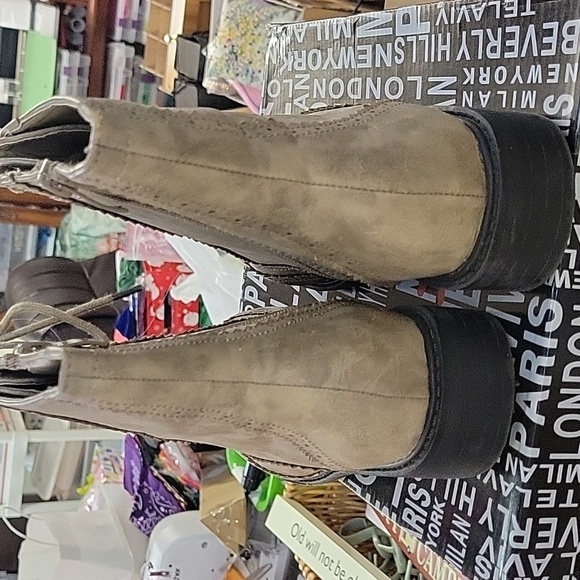 Jacobies Khaki Ankle Zip Boots Size 8.5 - Picture 4 of 11